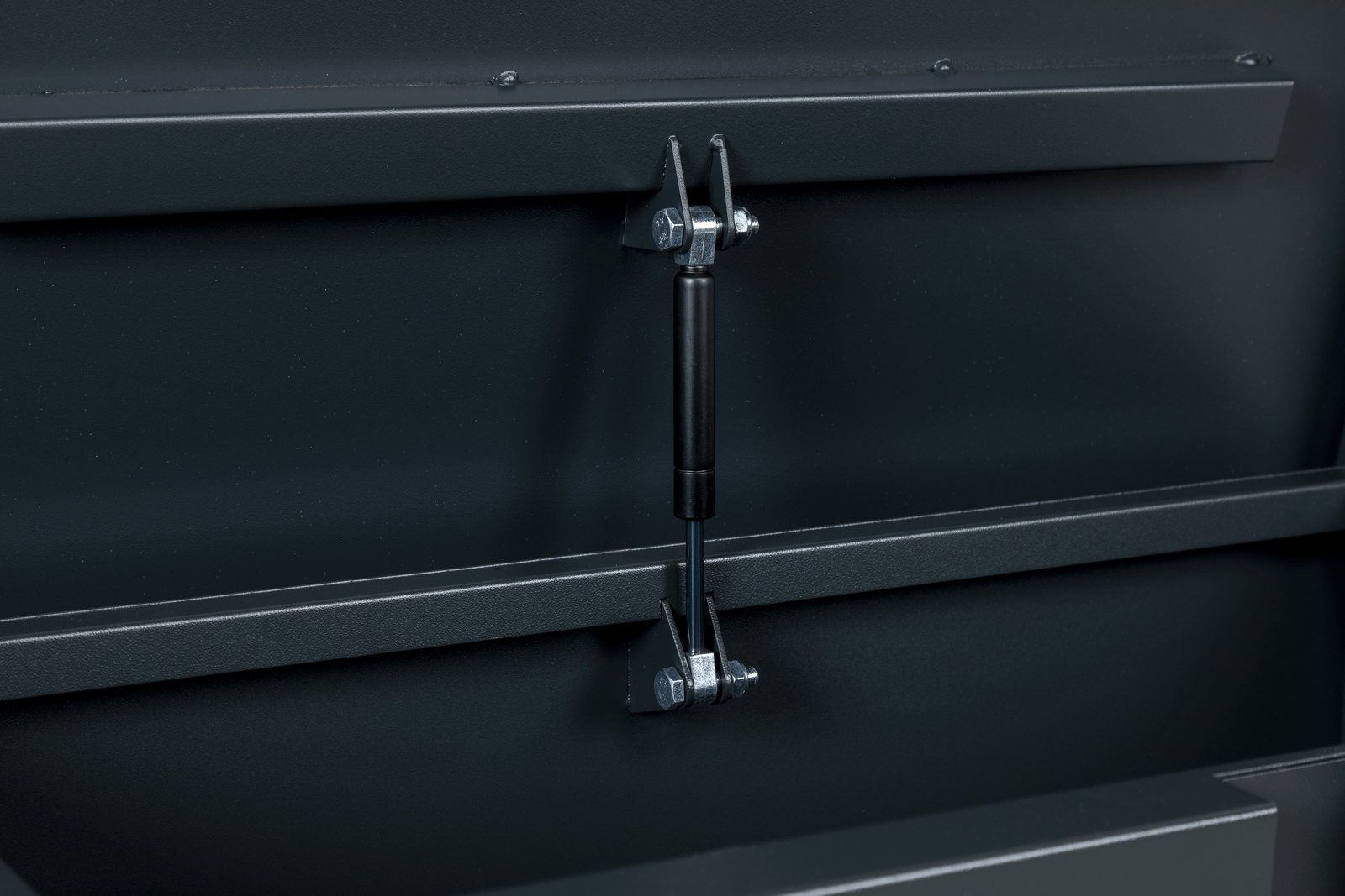 OX1_close_gas-struts